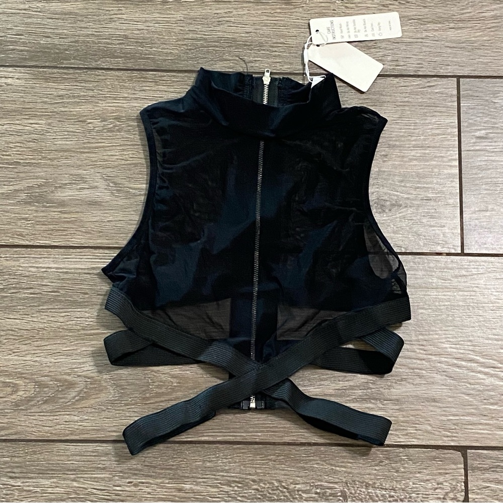 LAST CALL iEFiEL Medium Black Sheer Crop Top